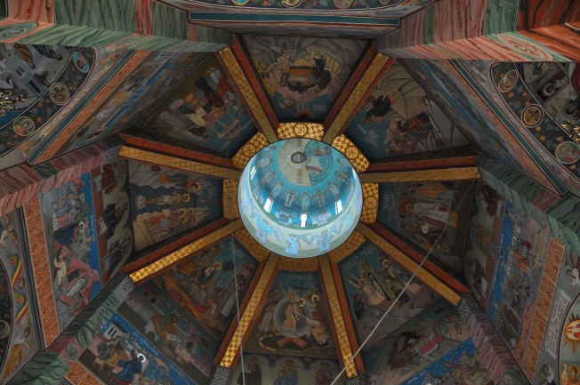 Slujiri arhiereşti în Mitropolia Moldovei şi Bucovinei