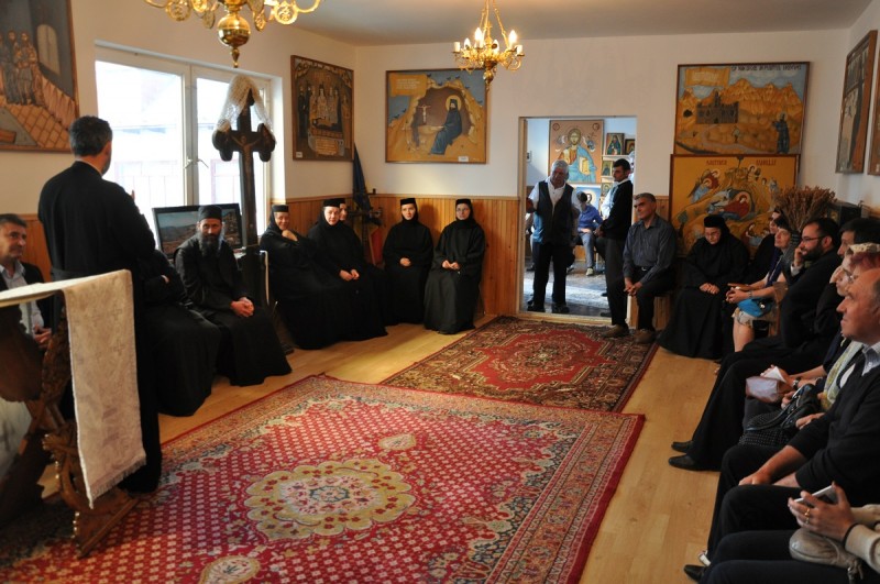 Dezbaterea „Armonie şi mântuire prin biserică si mănăstire. Provocări şi împliniri“, la Parohia Filioara