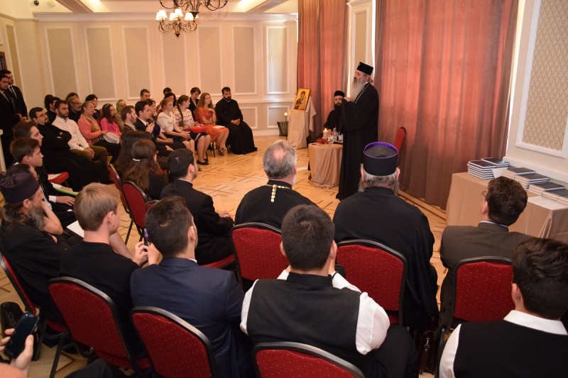 „A obține note bune la disciplina religie reprezintă o veritabilă declarație de patriotism”