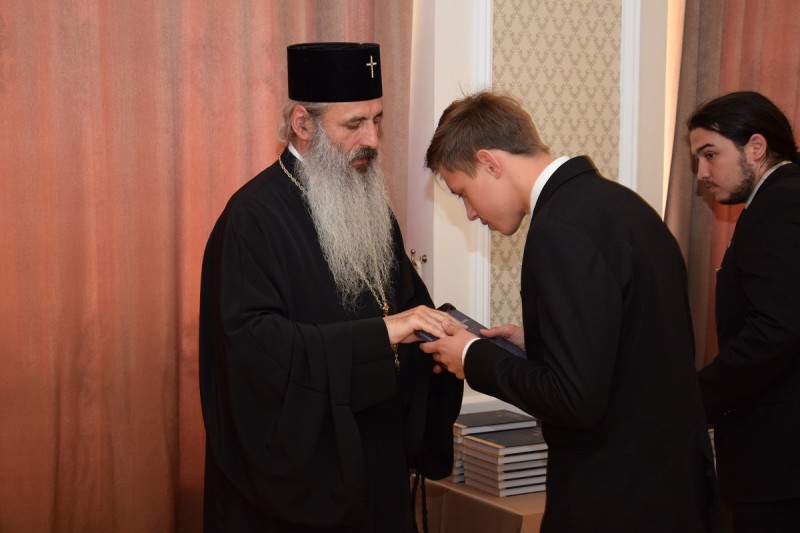 „A obține note bune la disciplina religie reprezintă o veritabilă declarație de patriotism”