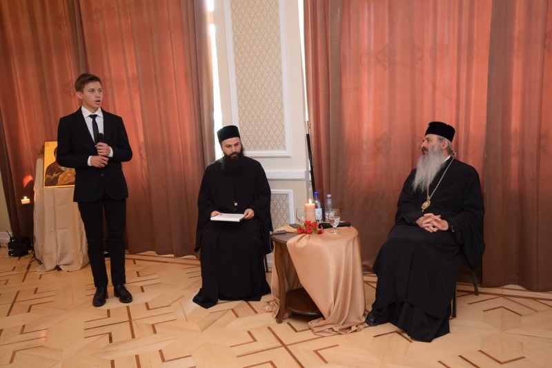 „A obține note bune la disciplina religie reprezintă o veritabilă declarație de patriotism”