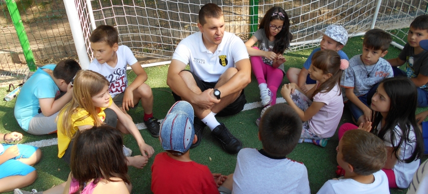 Tainele baschetului pe înţelesul şcolarilor