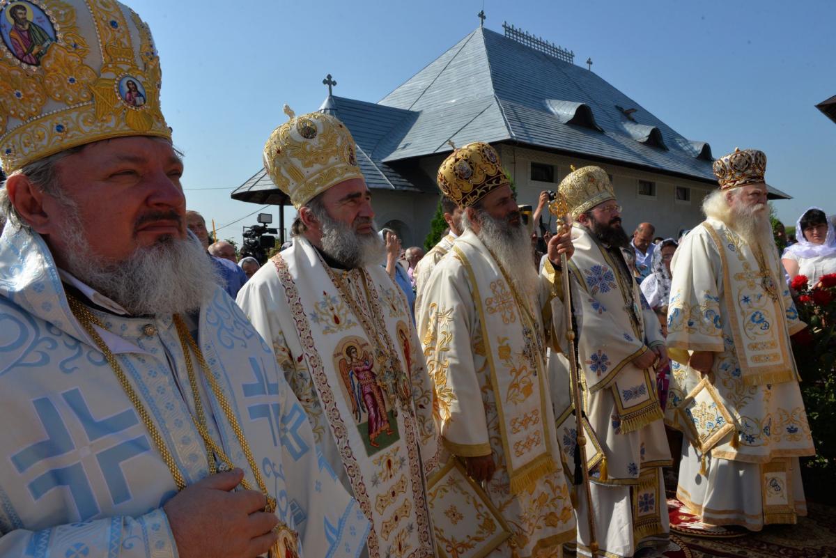 (Audio) IPS Teofan - Predică la sfinţirea Mănăstirii Eşanca, Botoşani 2015