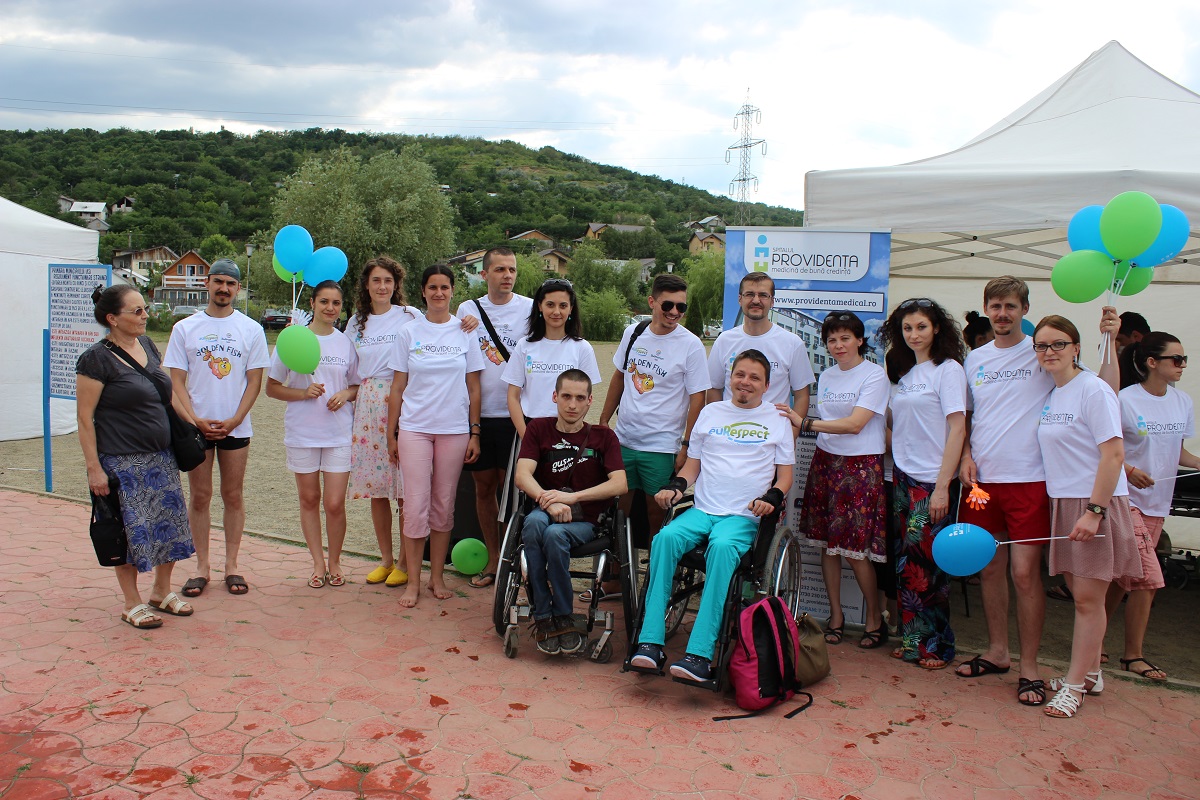 Partener medical și sprijin pentru cinci tineri cu deficit locomotor