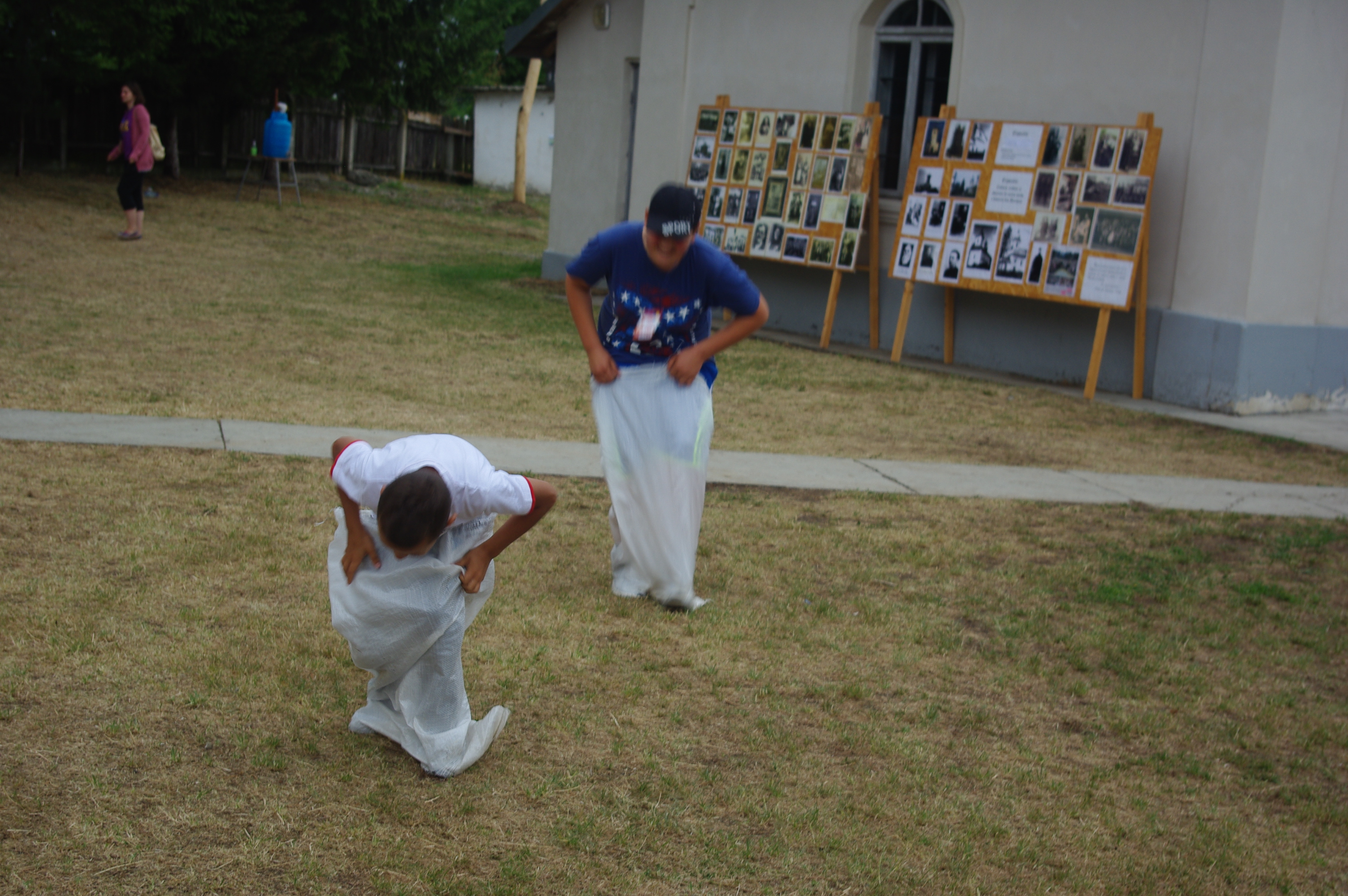 Bucurie , joc și rugăciune în tabăra de la parohia Urecheni