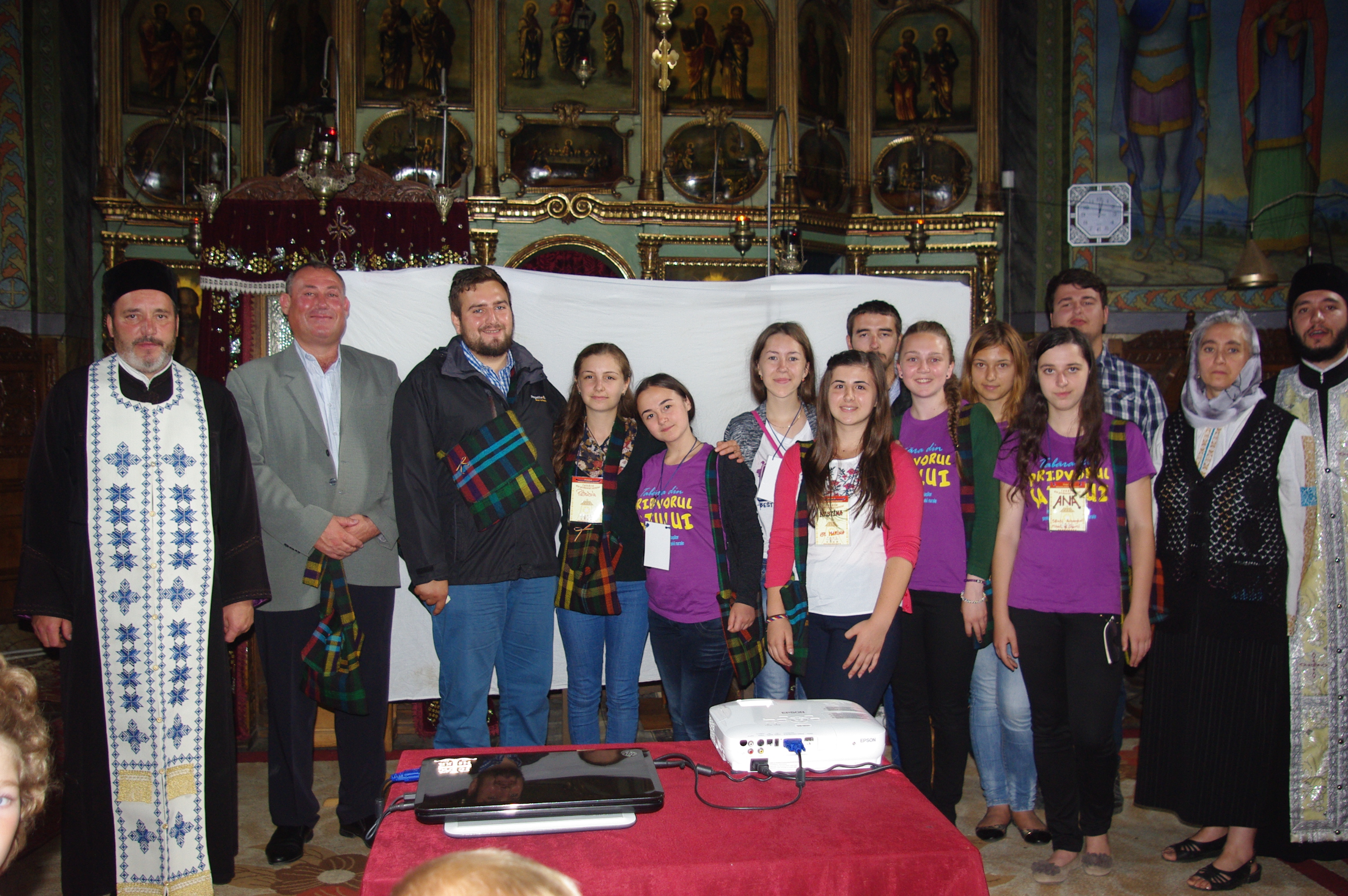 Bucurie , joc și rugăciune în tabăra de la parohia Urecheni