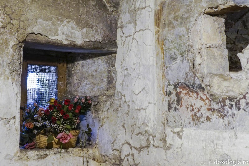 Pelerini la temnița Sfântului Apostol Pavel