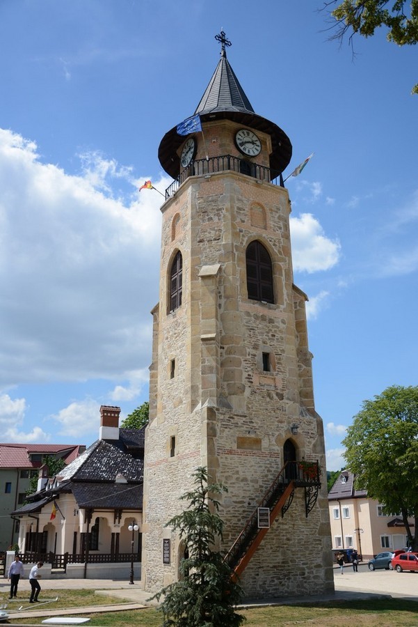 Trei zile de sărbătoare la catedrala din Piatra Neamţ