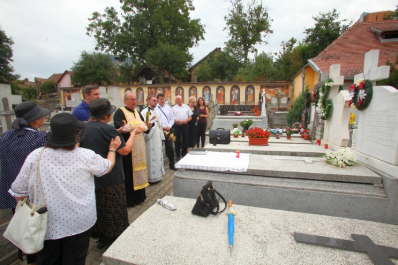 Parastas pentru părintele profesor Sebastian Șebu