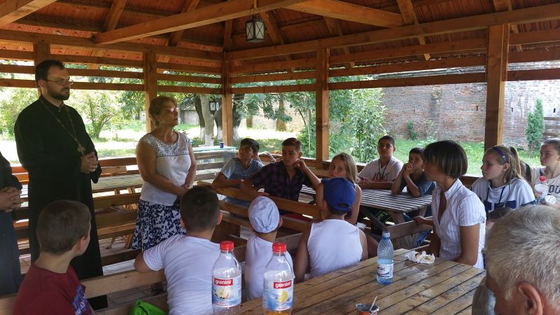 Universitatea de vară - “Pe ulița satului la Muzeul Golești” Universitatea de vară - “Pe ulița satului la Muzeul Golești”