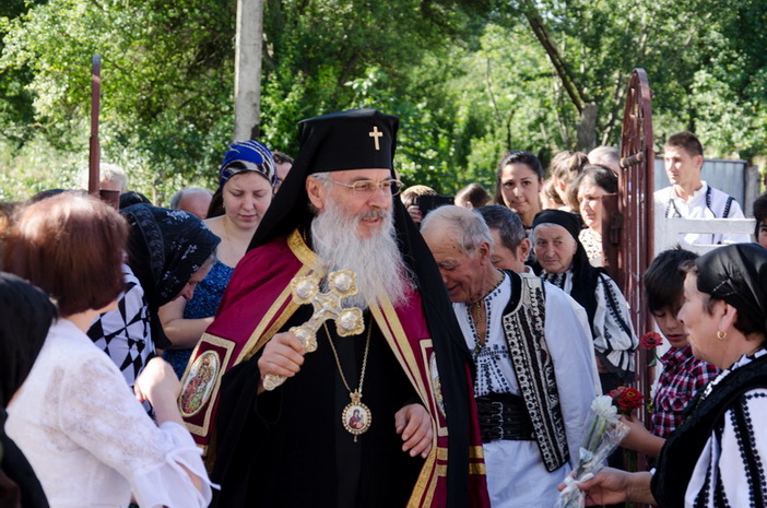 Înaltpreasfințitul Părinte Serafim Joantă a slujit în satul natal