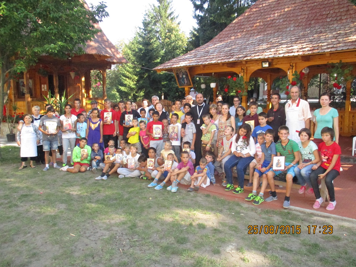 Sărbători cu bucurii la Bălţăteşti şi Săcăluşeşti