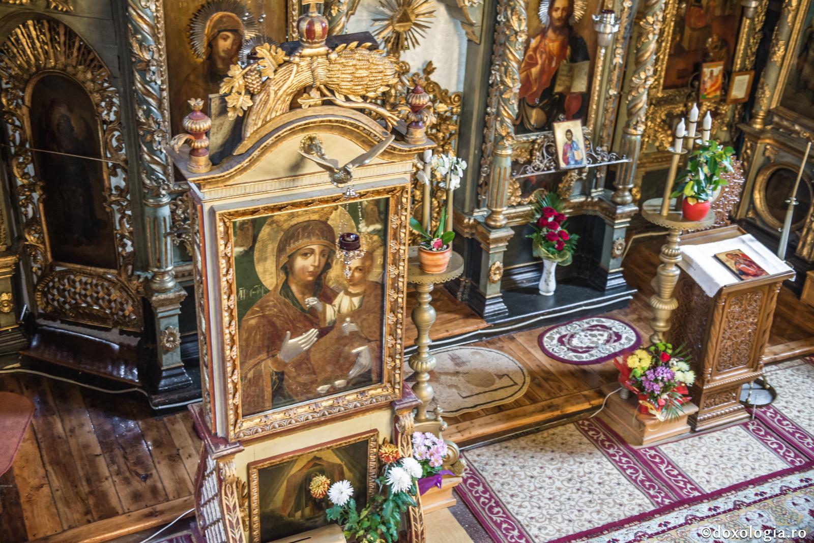 Maica Domnului - exemplul desăvârșit pentru creștini