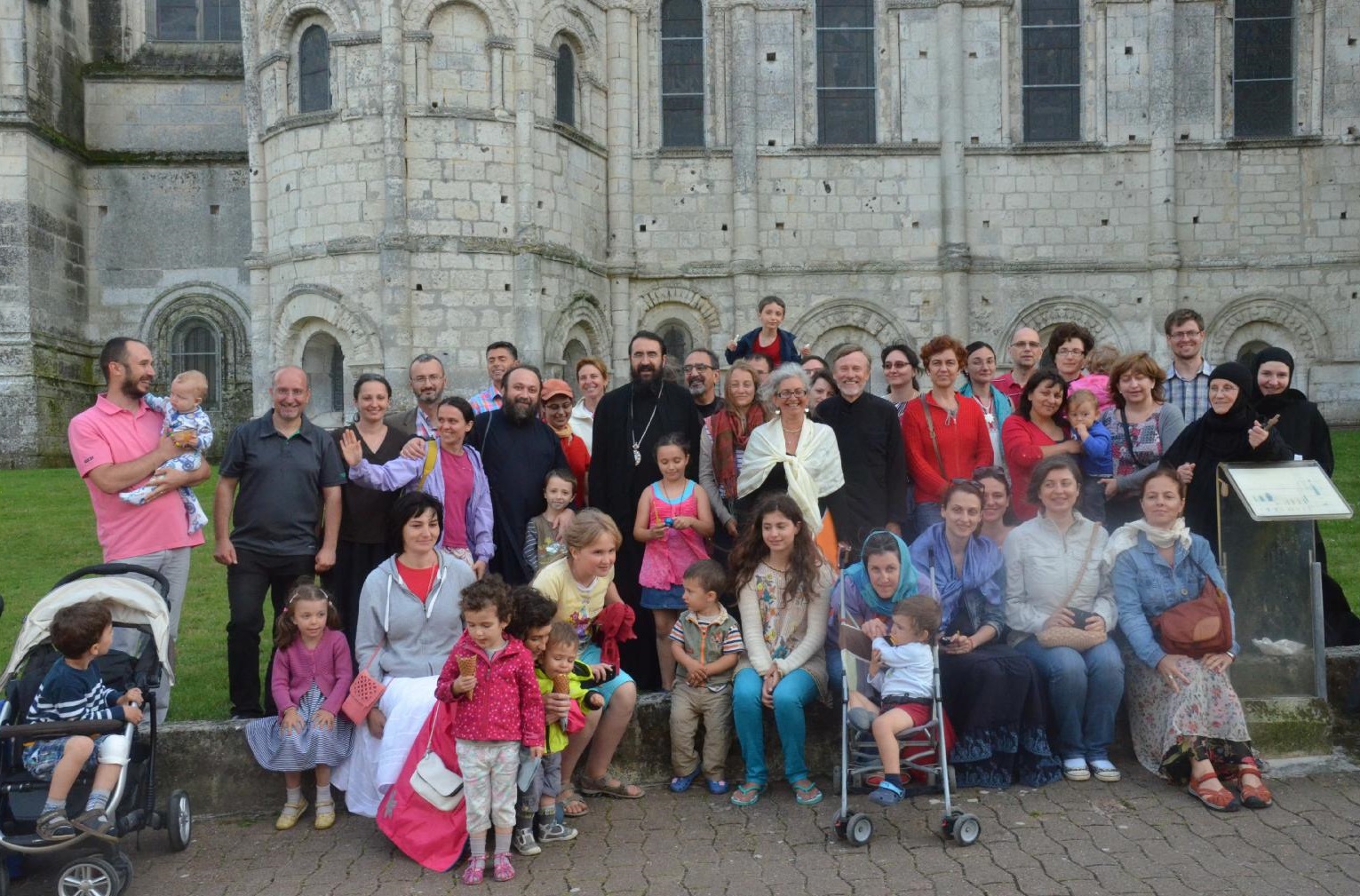 Tabăra de vară pentru familii de la Saintes