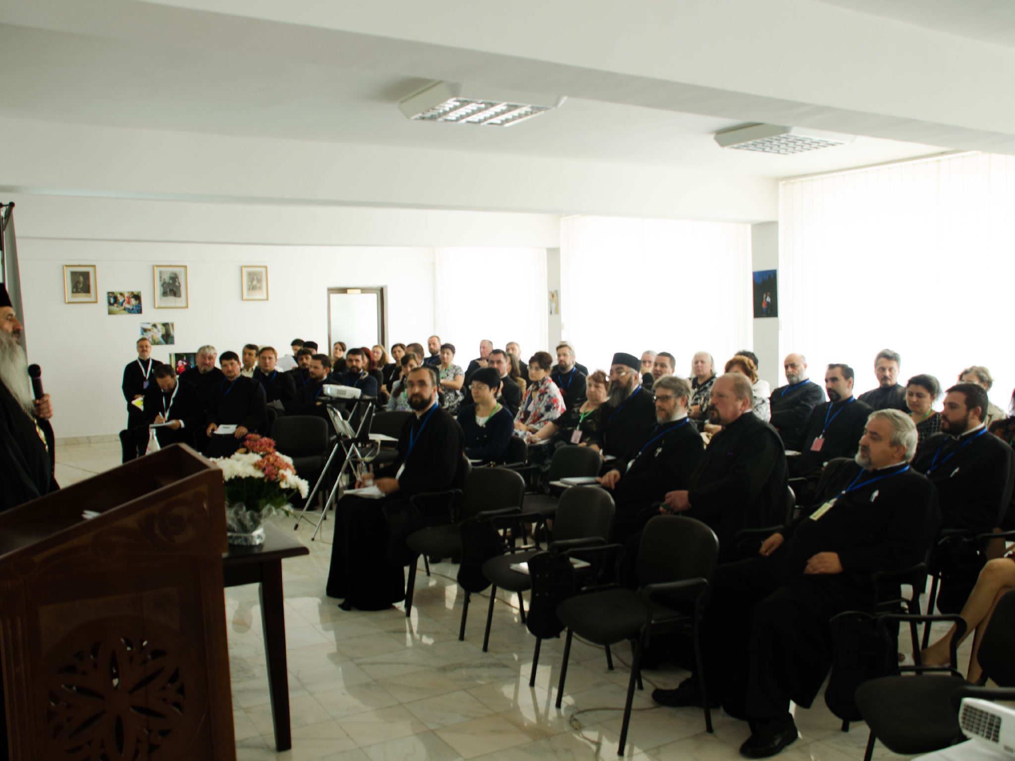 Conferință preoțească semestrială: „Parohia - adunare euharistică și spital duhovnicesc”