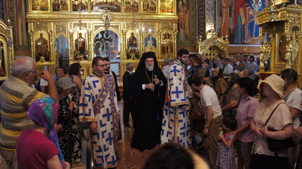 Preasfinţitul Părinte Vincenţiu, la Catedrala din Slobozia