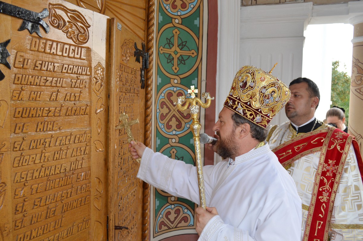 Reabilitarea Bisericii &quot;Sfântul Nicolae&quot; din Huşi, încununată cu Slujba Sfinţirii
