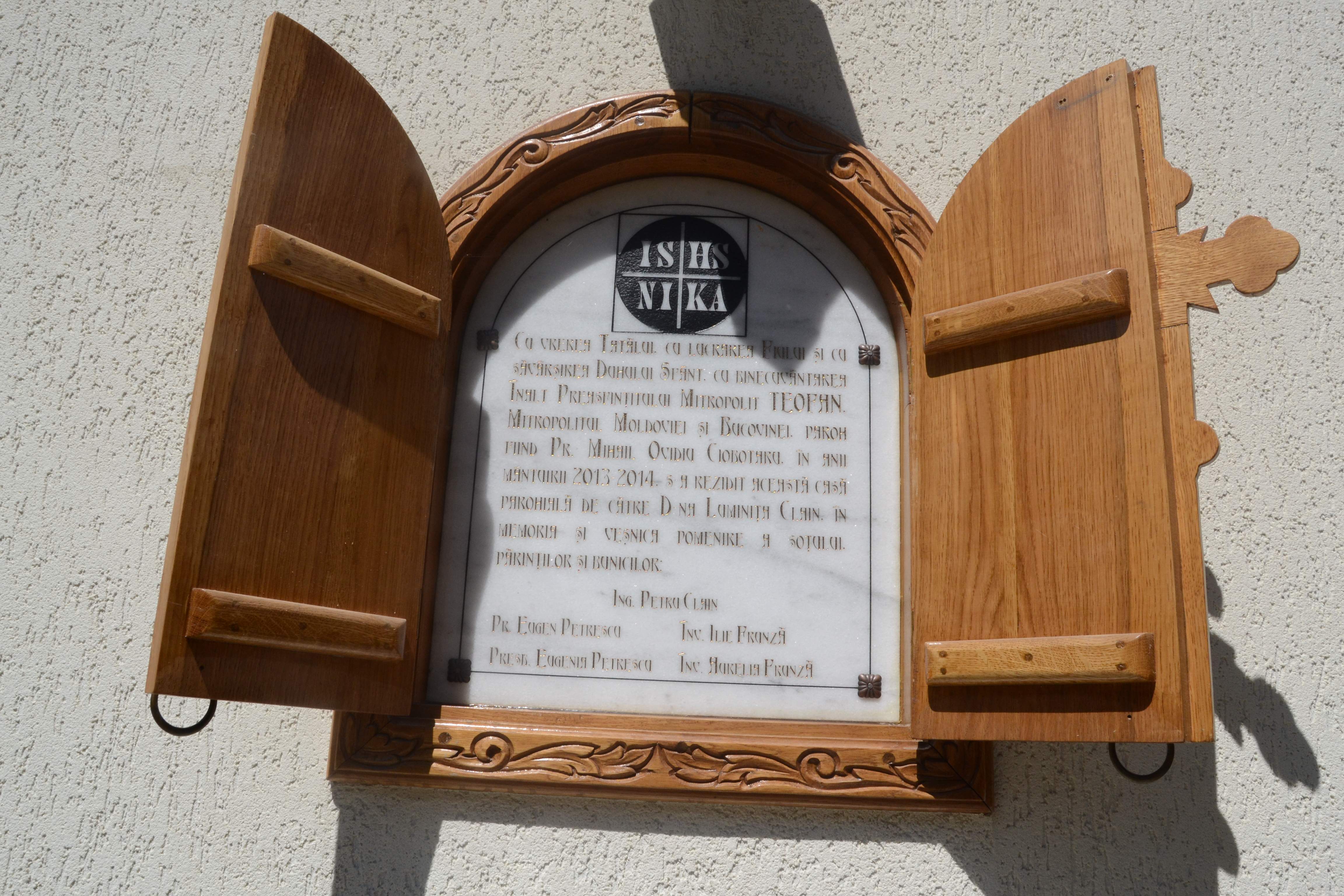 Sfântă Liturghie arhierească şi sfinţire de casă parohială la Biserica „Sfântul Pantelimon“ din Iaşi