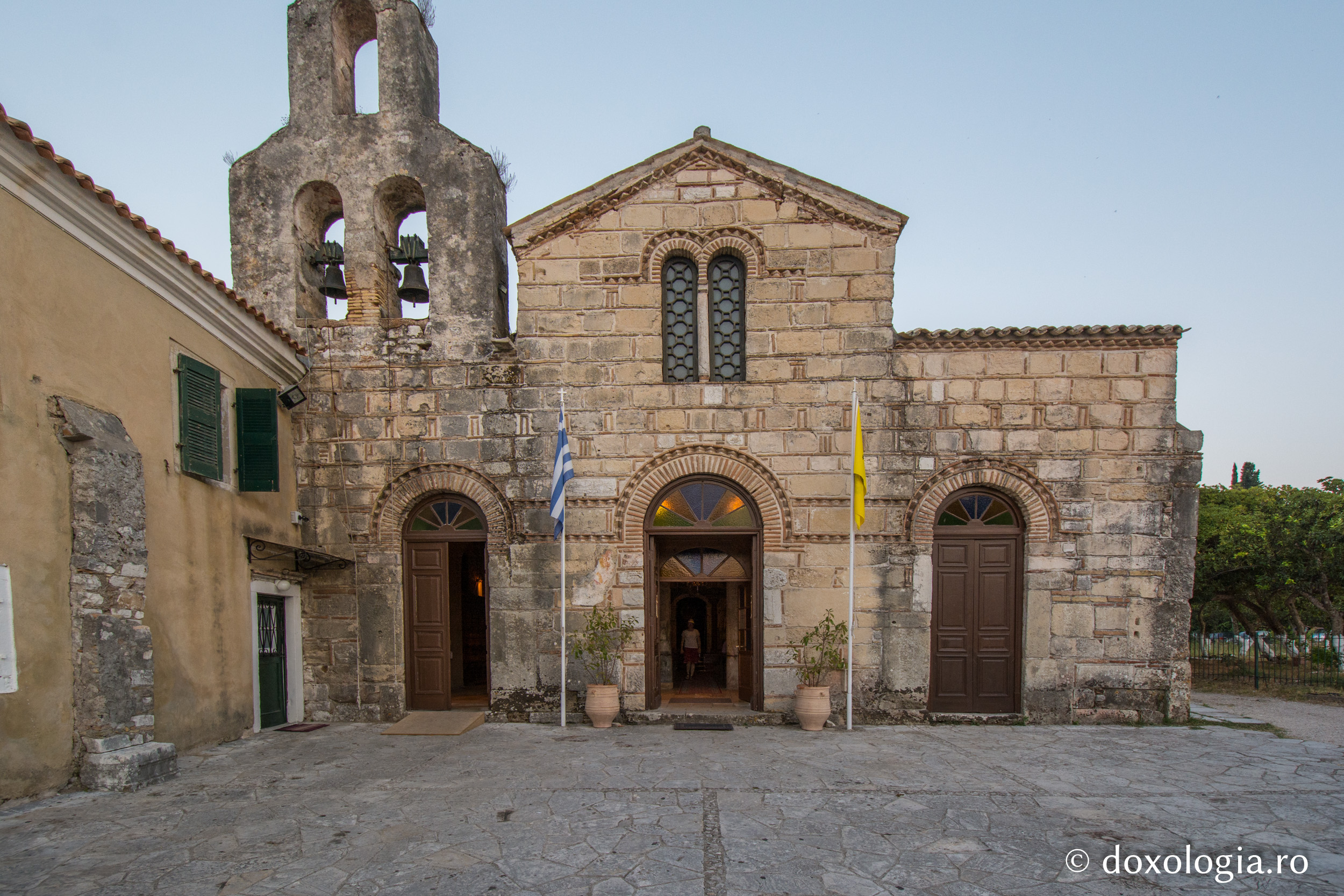 Biserica Sfinților Iason și Sosipatru – Corfu / Foto: Pr. Silviu Cluci Biserica Sfinților Iason și Sosipatru – Corfu