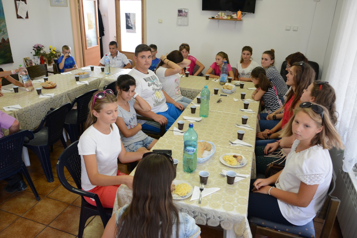 La Săvineşti a început Tabăra „Aripi de înger” – Ediția a X-a