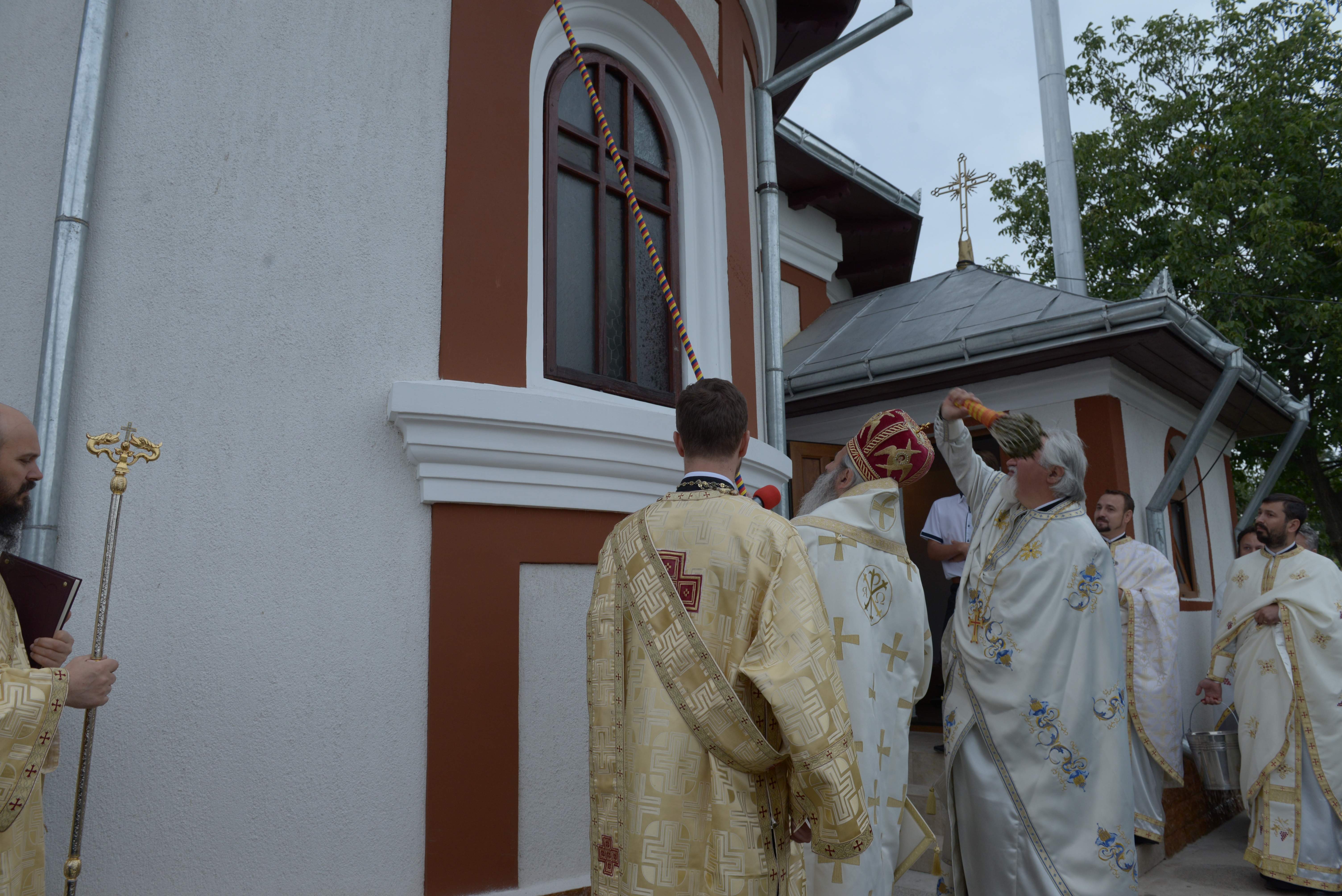 Sărbătoare istorică în Parohia Bursuc Deal din comuna ieşeană Lespezi