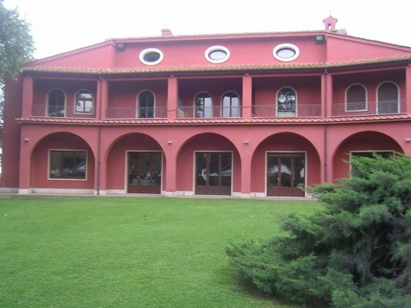 Concurs pentru postul de preot paroh în Messina, Italia