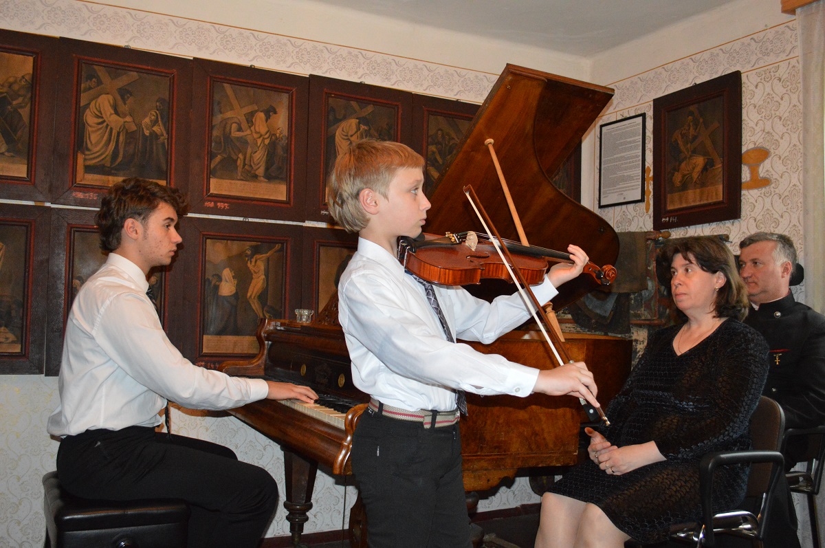 Festival de muzică clasică la Ciocăneşti Festival de muzică clasică la Ciocăneşti