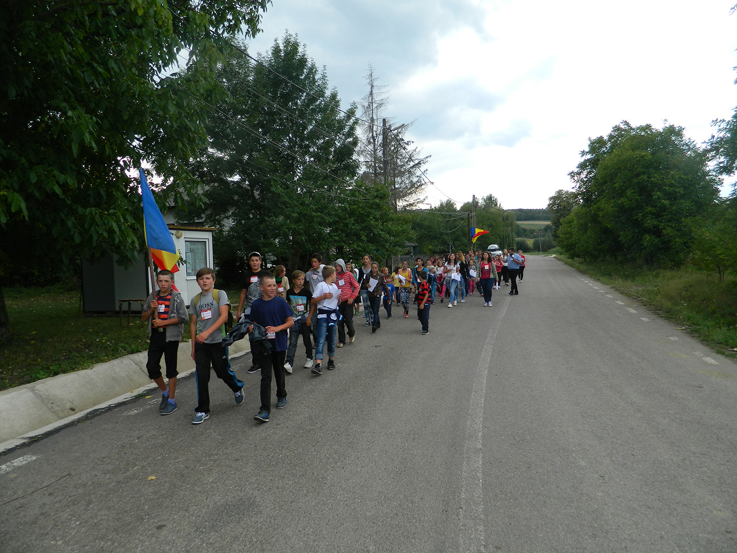Tabără de vară cu copii şi tineret în satele Baranca, Fundu Herţii şi Poiana (Botoşani) - GALERIE FOTO