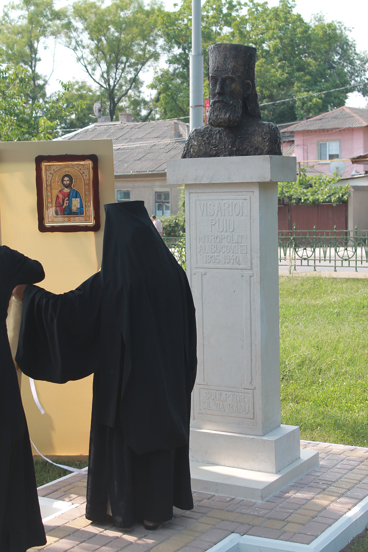 La Bălţi a fost inaugurat bustul Mitropolitului Visarion Puiu La Bălţi a fost inaugurat bustul Mitropolitului Visarion Puiu