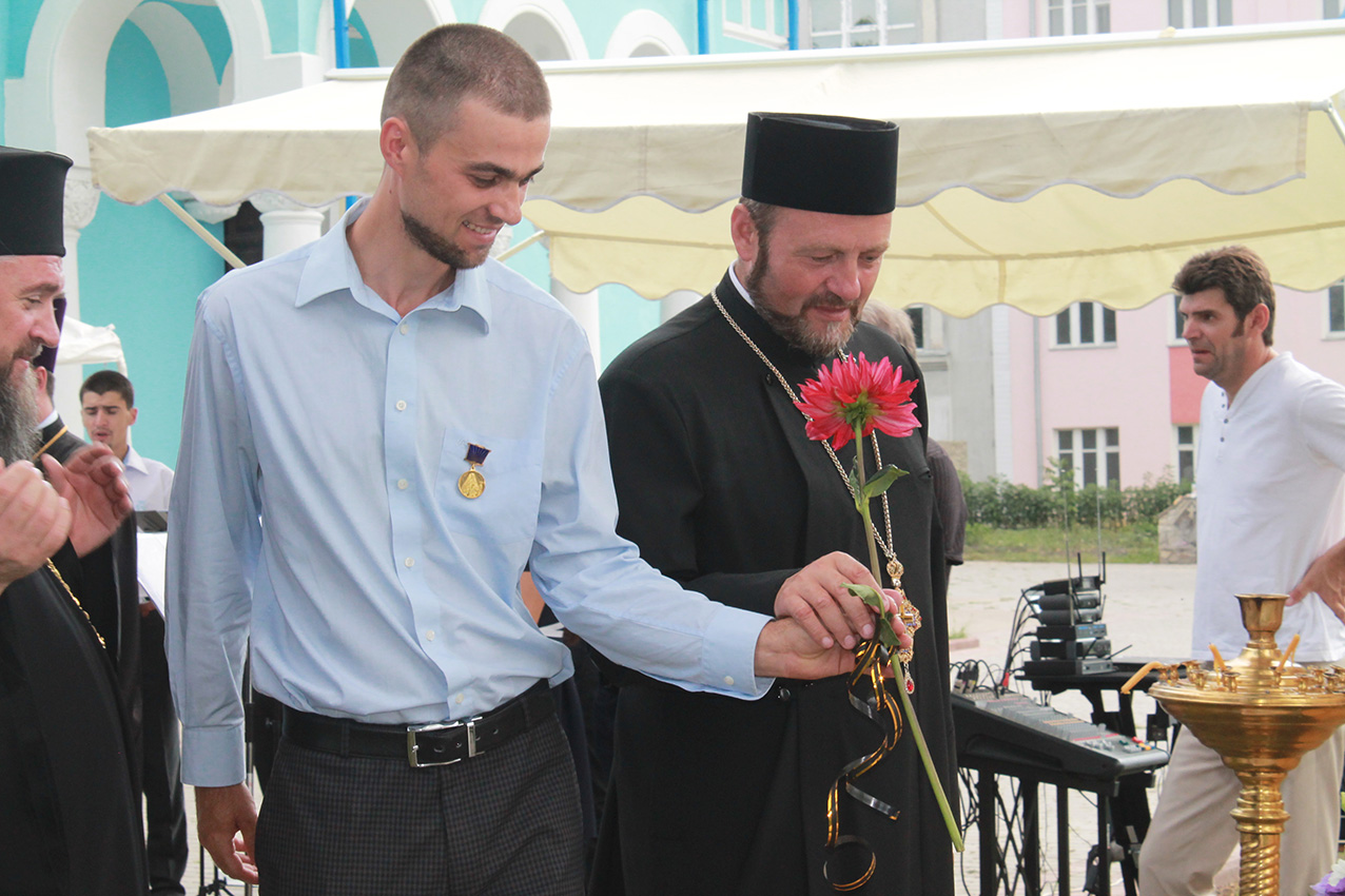 La Bălţi a fost inaugurat bustul Mitropolitului Visarion Puiu