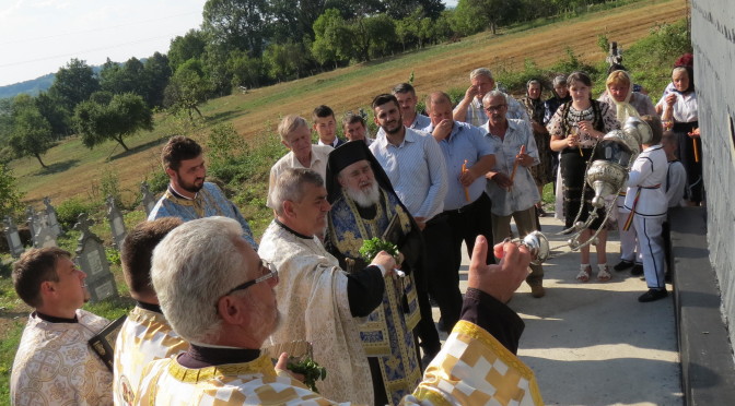 Binecuvântări arhierești în Țara Hălmagiului