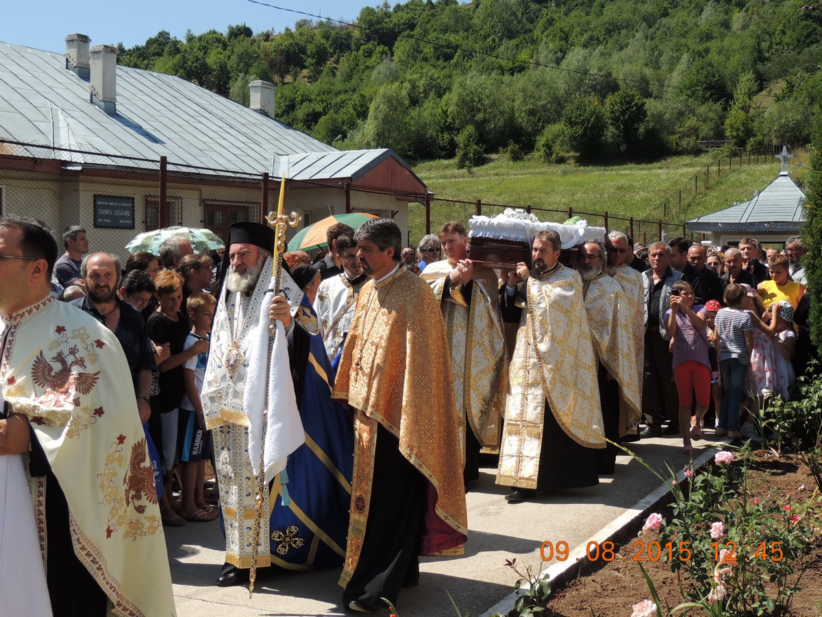 Părintele Costin Popa, condus spre împărăţia cerească Părintele Costin Popa, condus spre împărăţia cerească