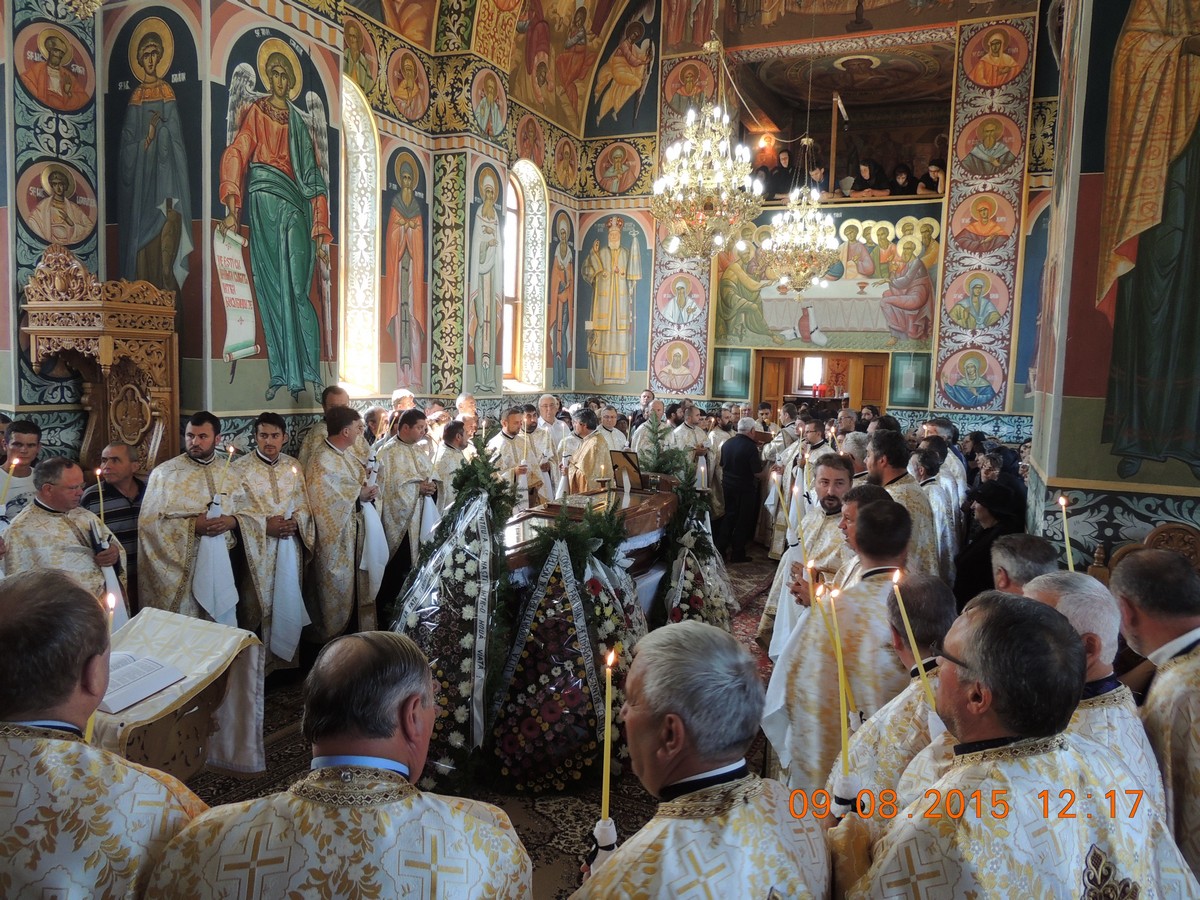 Părintele Costin Popa, condus spre împărăţia cerească Părintele Costin Popa, condus spre împărăţia cerească