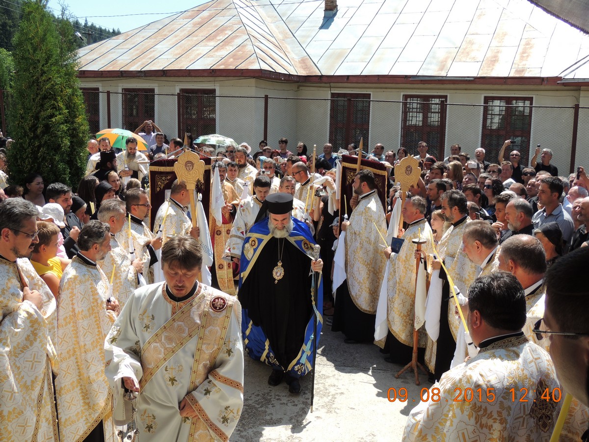 Părintele Costin Popa, condus spre împărăţia cerească Părintele Costin Popa, condus spre împărăţia cerească