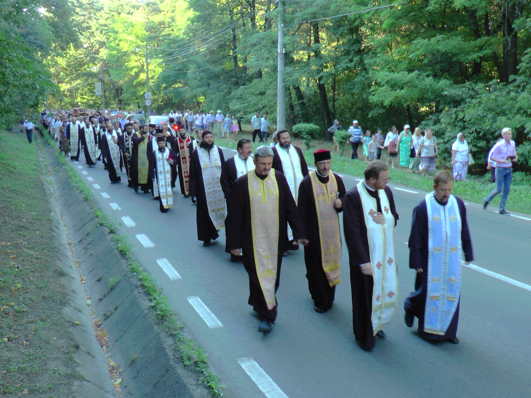Procesiune pentru ploaie, la Suceava