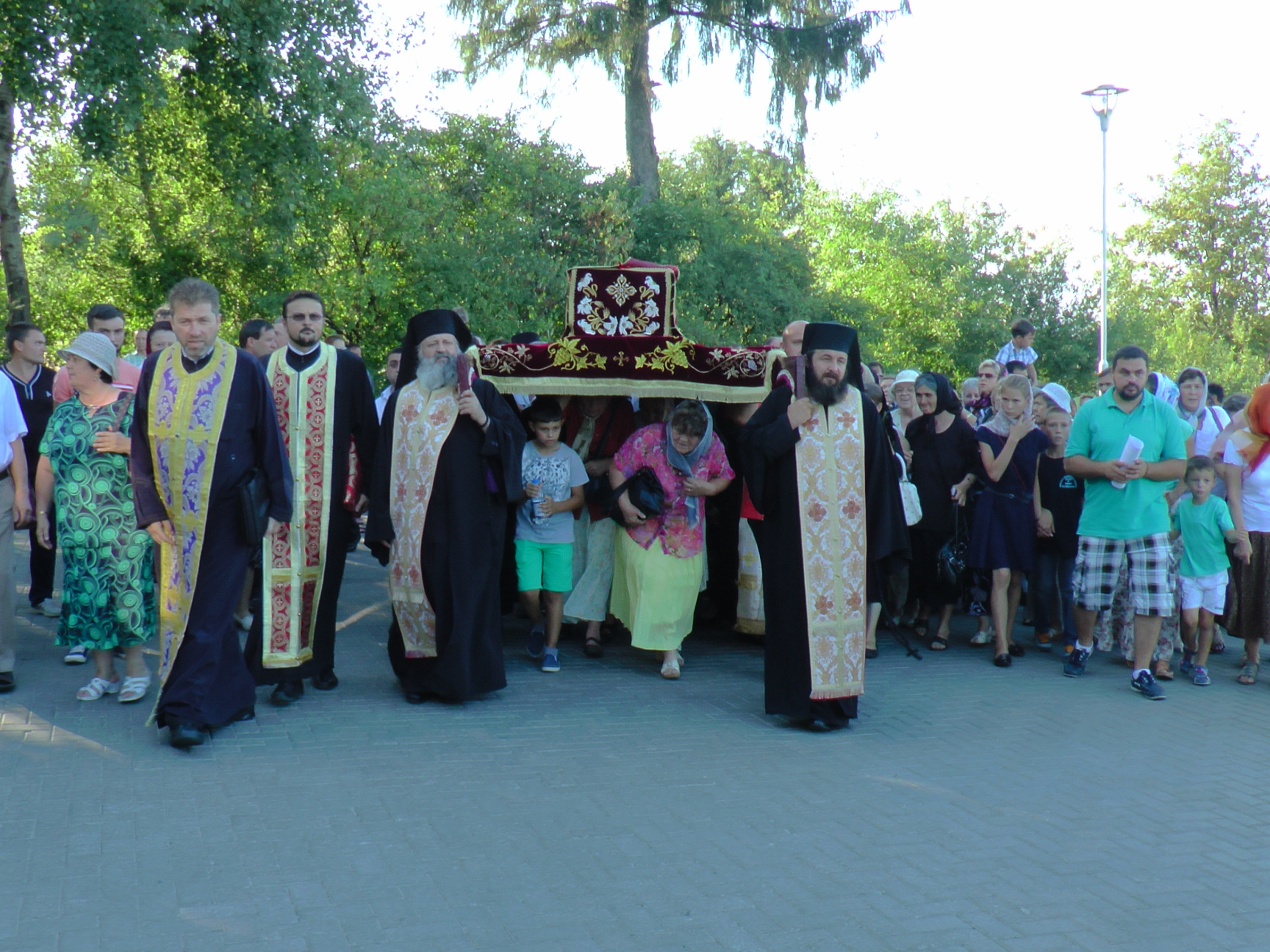 Procesiune pentru ploaie, la Suceava