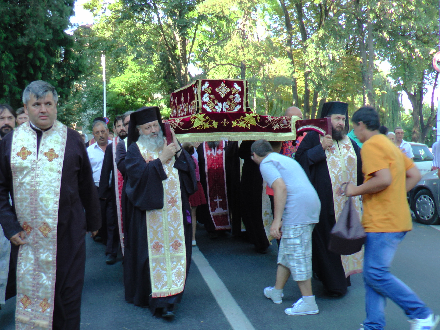 Procesiune pentru ploaie, la Suceava