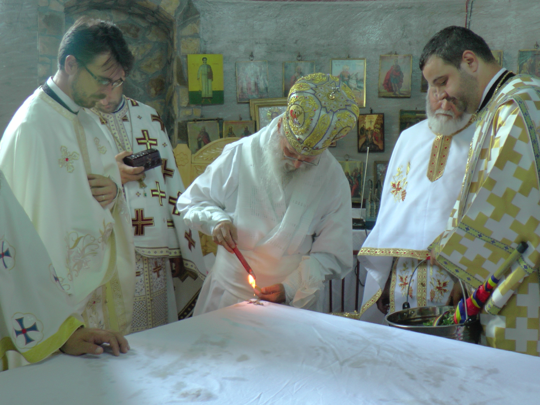 IPS Pimen: „Cum să-i cerem lui Dumnezeu să ne ierte greșelile noastre, dacă noi nu iertăm?”