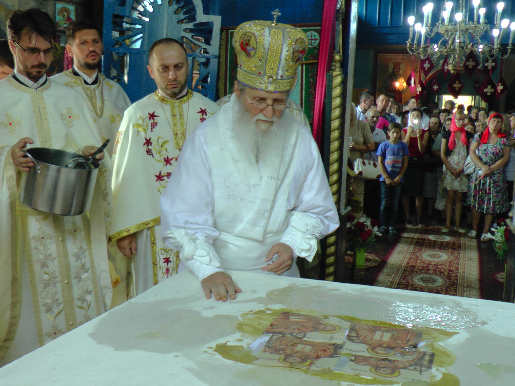 IPS Pimen: „Cum să-i cerem lui Dumnezeu să ne ierte greșelile noastre, dacă noi nu iertăm?”