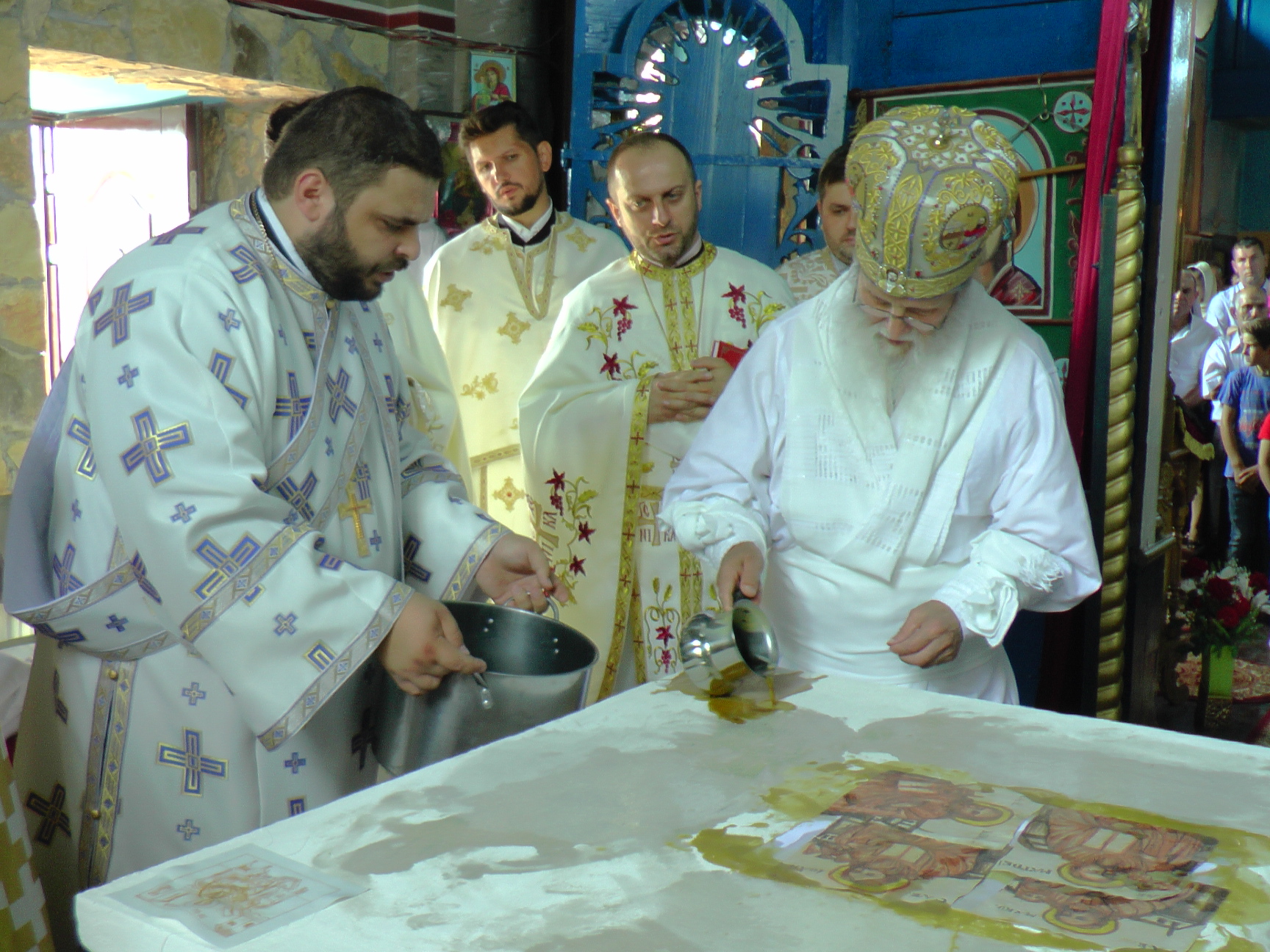 IPS Pimen: „Cum să-i cerem lui Dumnezeu să ne ierte greșelile noastre, dacă noi nu iertăm?”