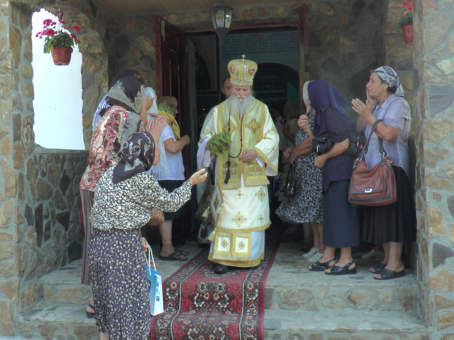 IPS Pimen: „Cum să-i cerem lui Dumnezeu să ne ierte greșelile noastre, dacă noi nu iertăm?”