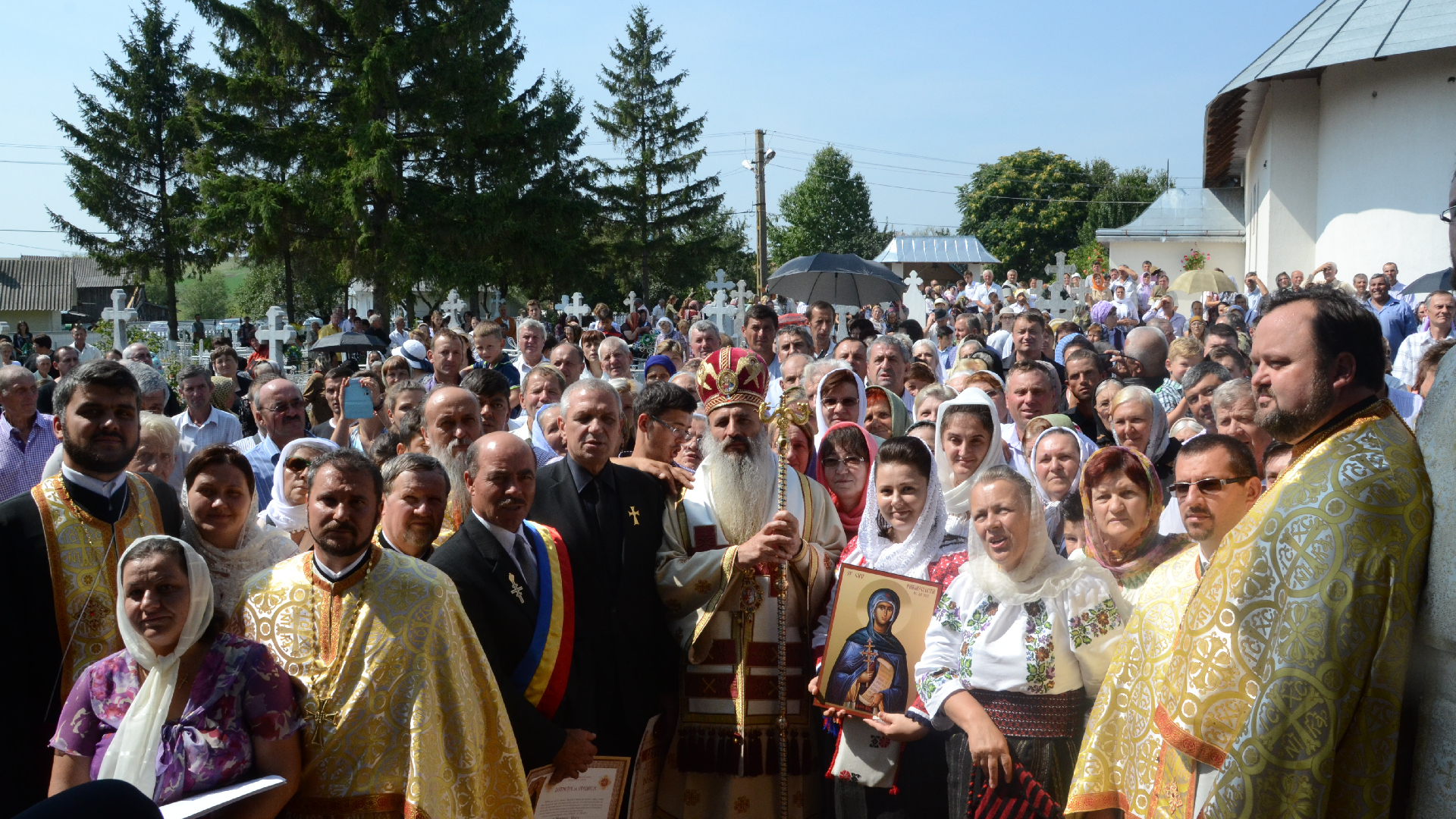 A fost sfințită Biserica „Sfântul Ierarh Nicolae” din Hrișcani