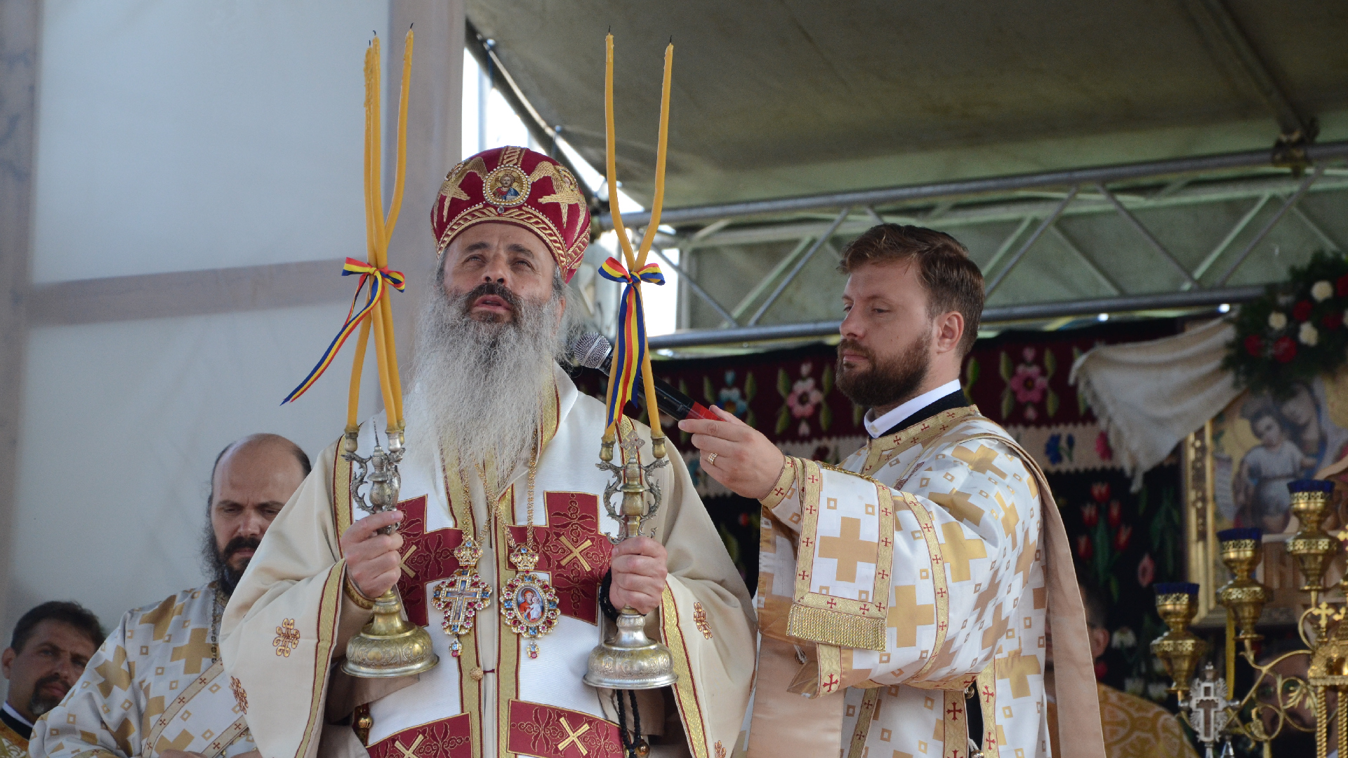 A fost sfințită Biserica „Sfântul Ierarh Nicolae” din Hrișcani