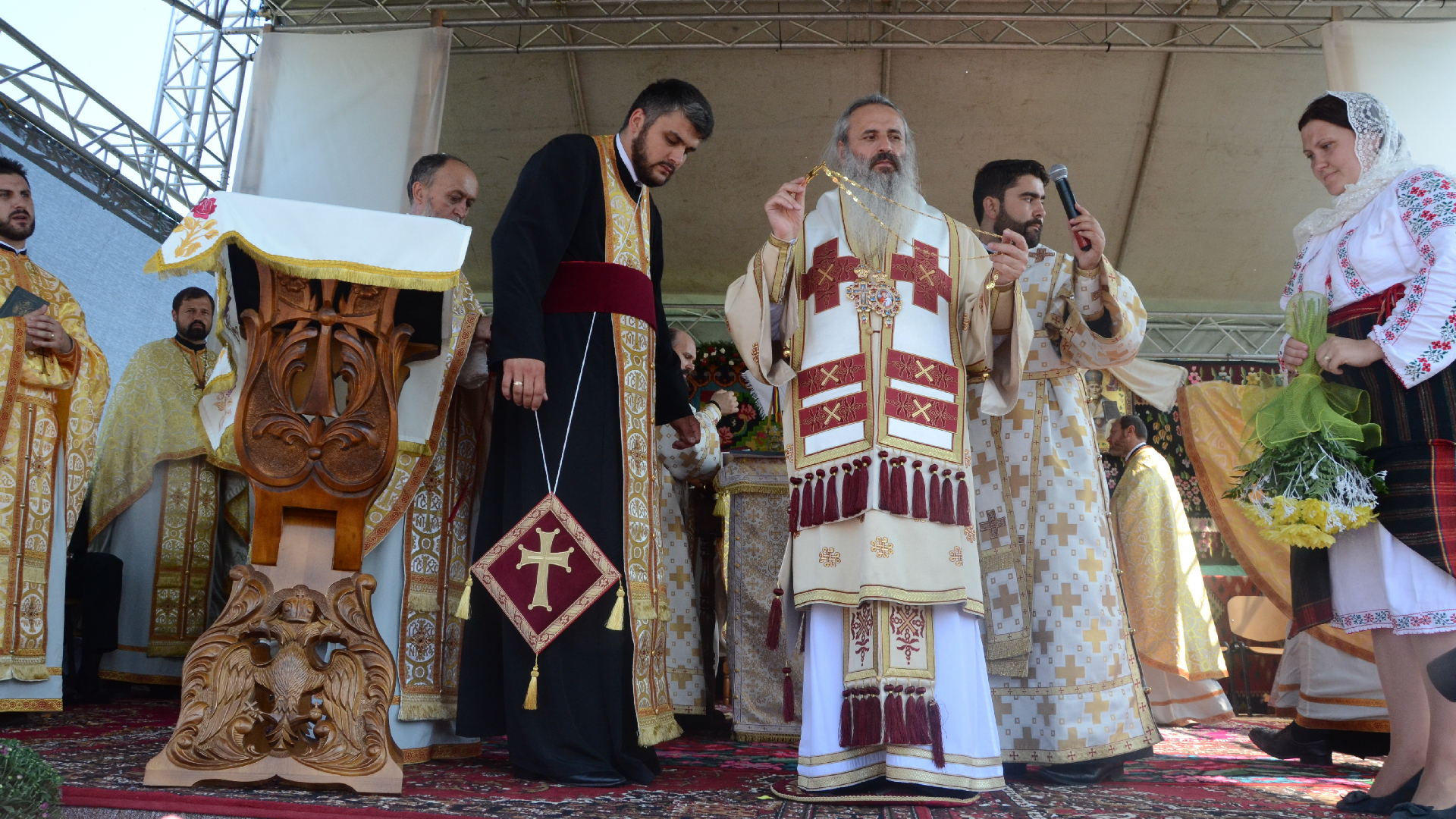 A fost sfințită Biserica „Sfântul Ierarh Nicolae” din Hrișcani