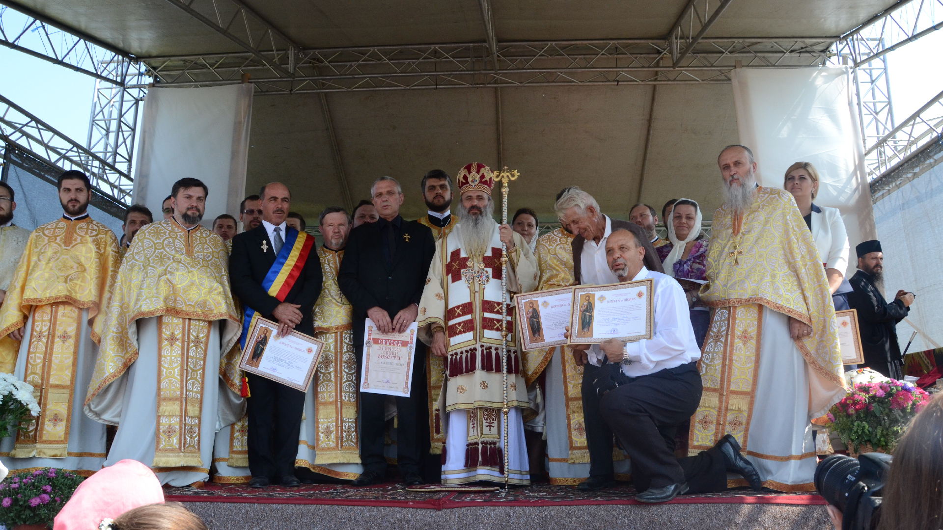 A fost sfințită Biserica „Sfântul Ierarh Nicolae” din Hrișcani