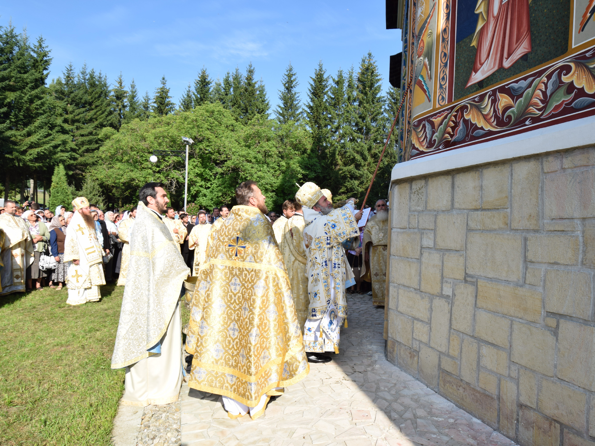 „Să-l rugăm pe Sfântul Ioan să se întoarcă acasă!” „Să-l rugăm pe Sfântul Ioan să se întoarcă acasă!”