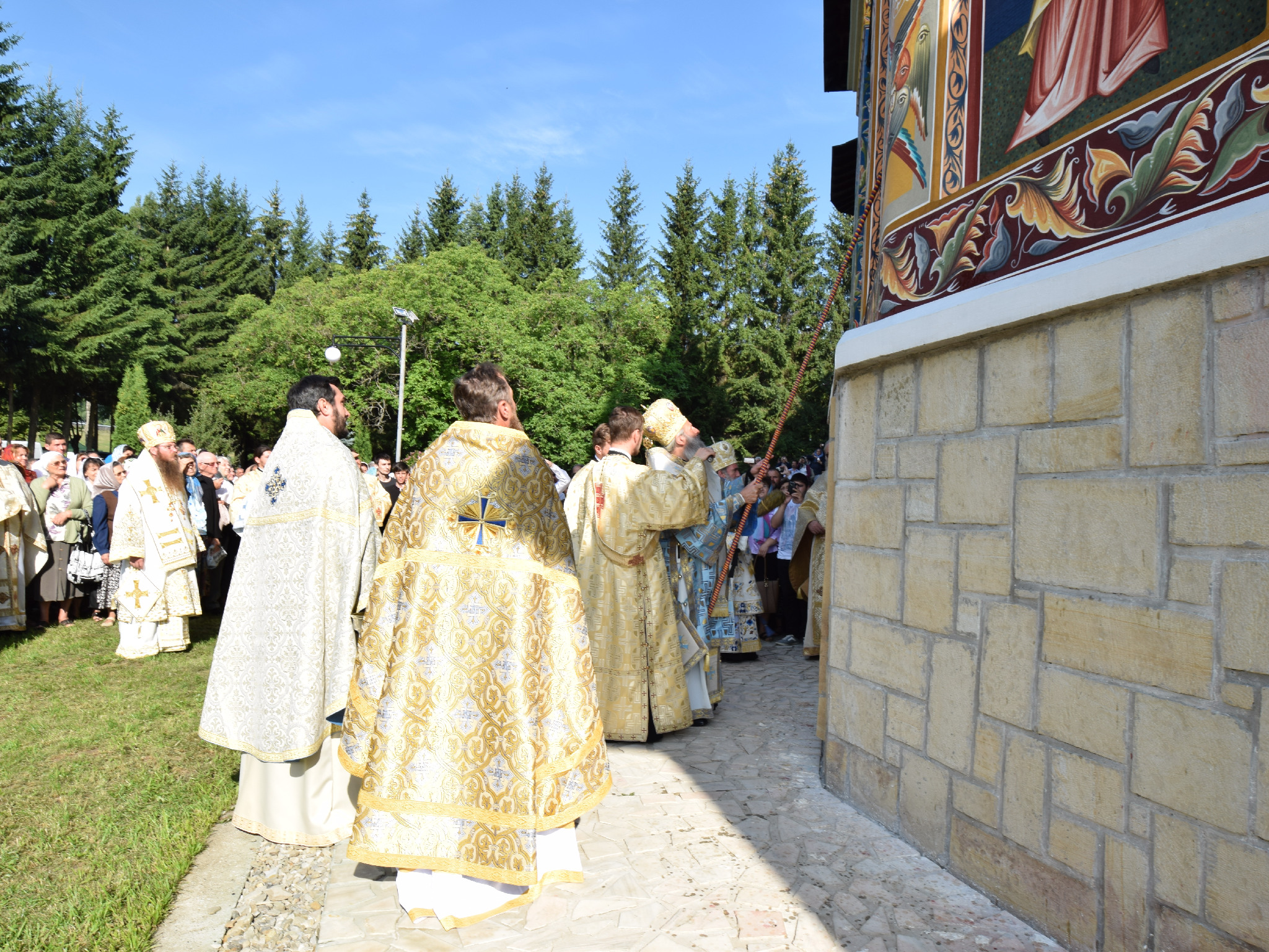 „Să-l rugăm pe Sfântul Ioan să se întoarcă acasă!” „Să-l rugăm pe Sfântul Ioan să se întoarcă acasă!”