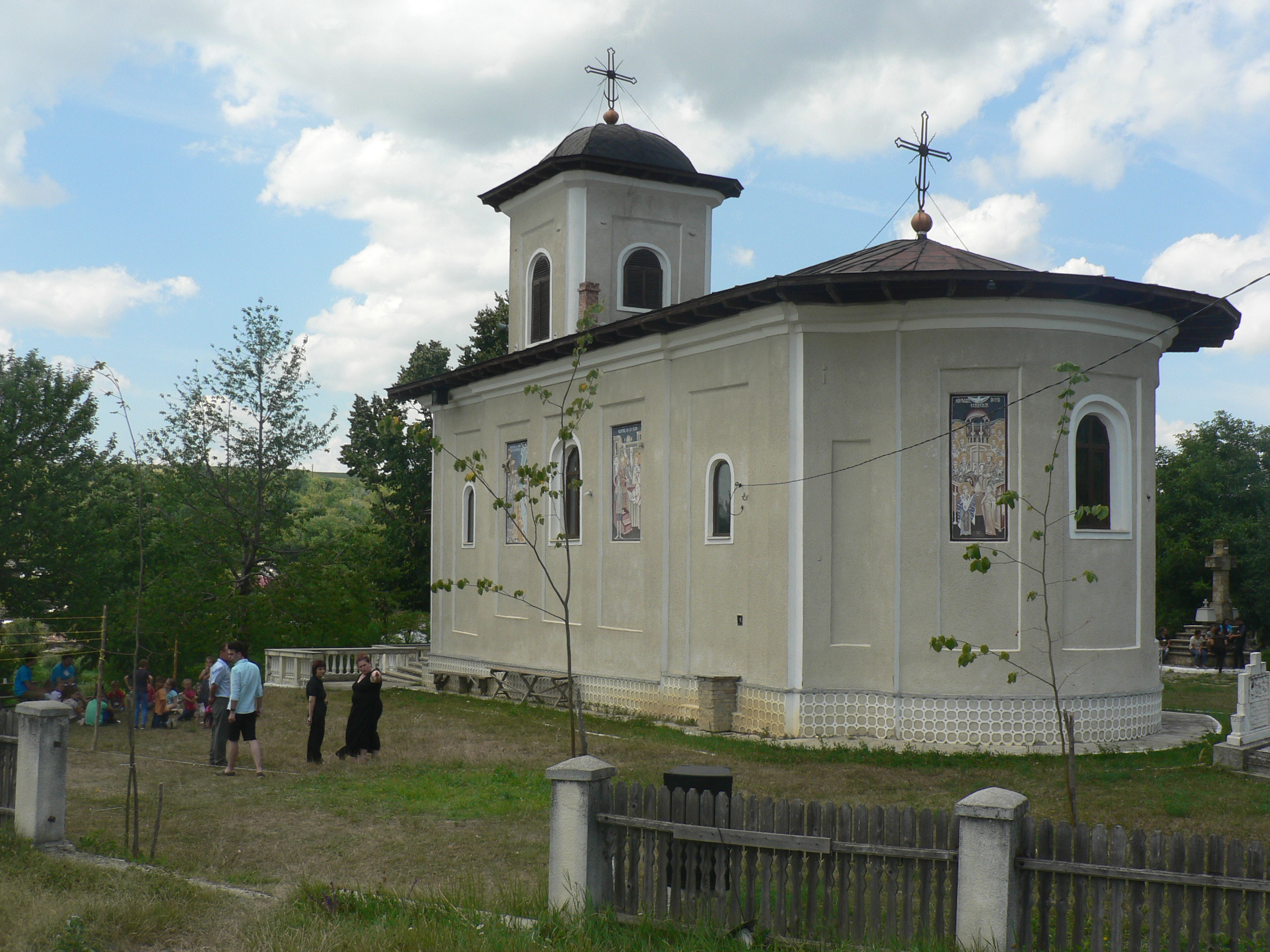 Tabără pentru 100 de copii, la Parohia Găneşti