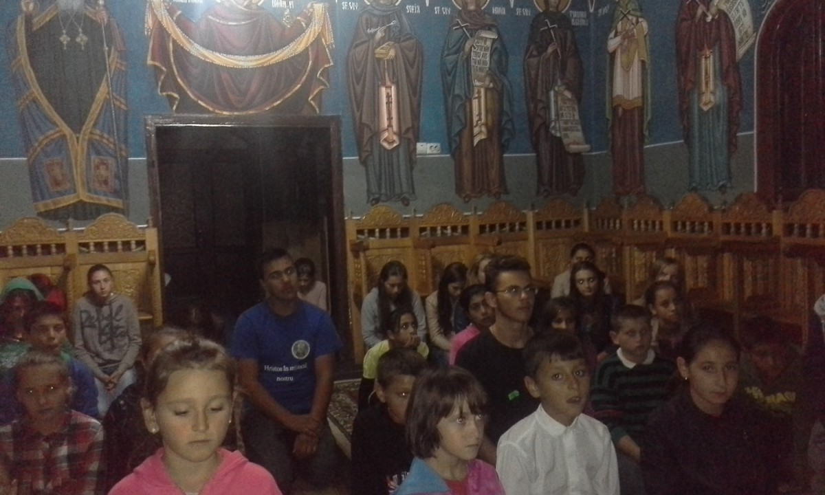 Tabăra “ Aripile copilăriei” în Parohia Humosu