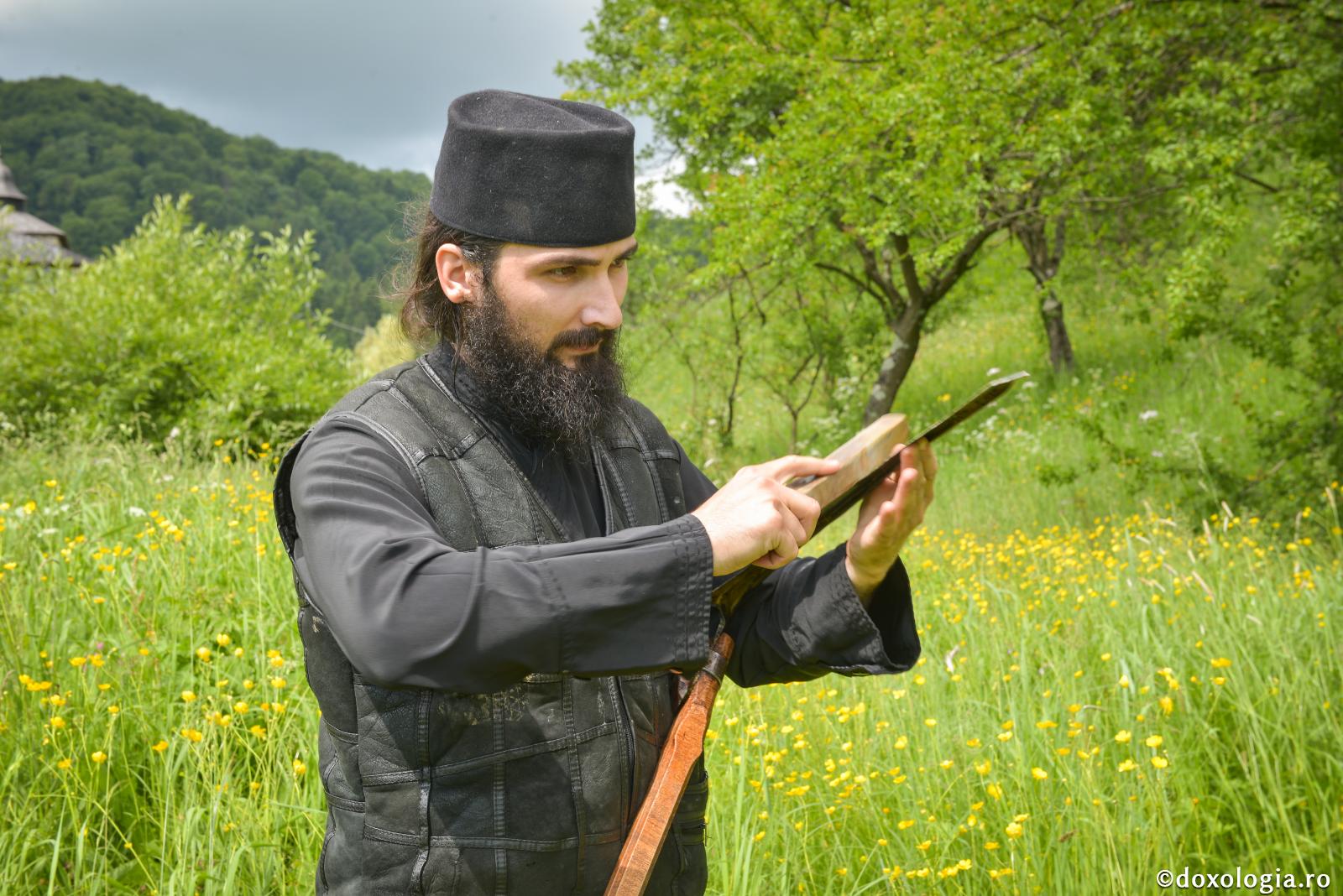 Între a putea şi a trebui